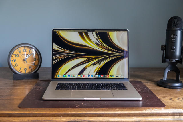 Read more about the article Best Apple MacBook Air 15.3-inch Laptop | with M2 chip | 8GB RAM